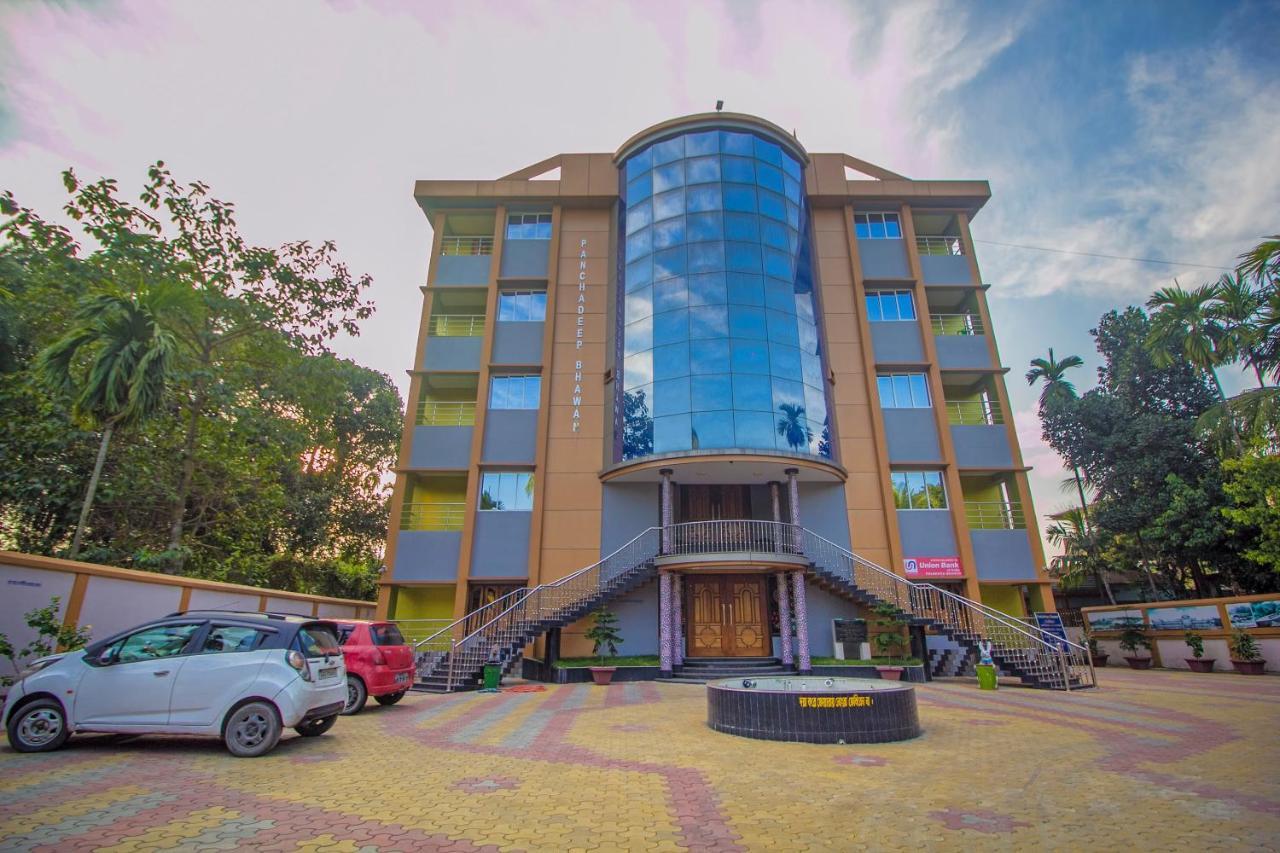 Oyo 29778 Panchadeep Bhawan Hotel Fālākāta Esterno foto